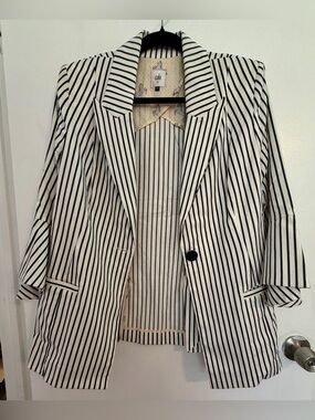 CAbi White Blazer with Black Vertical Stripes